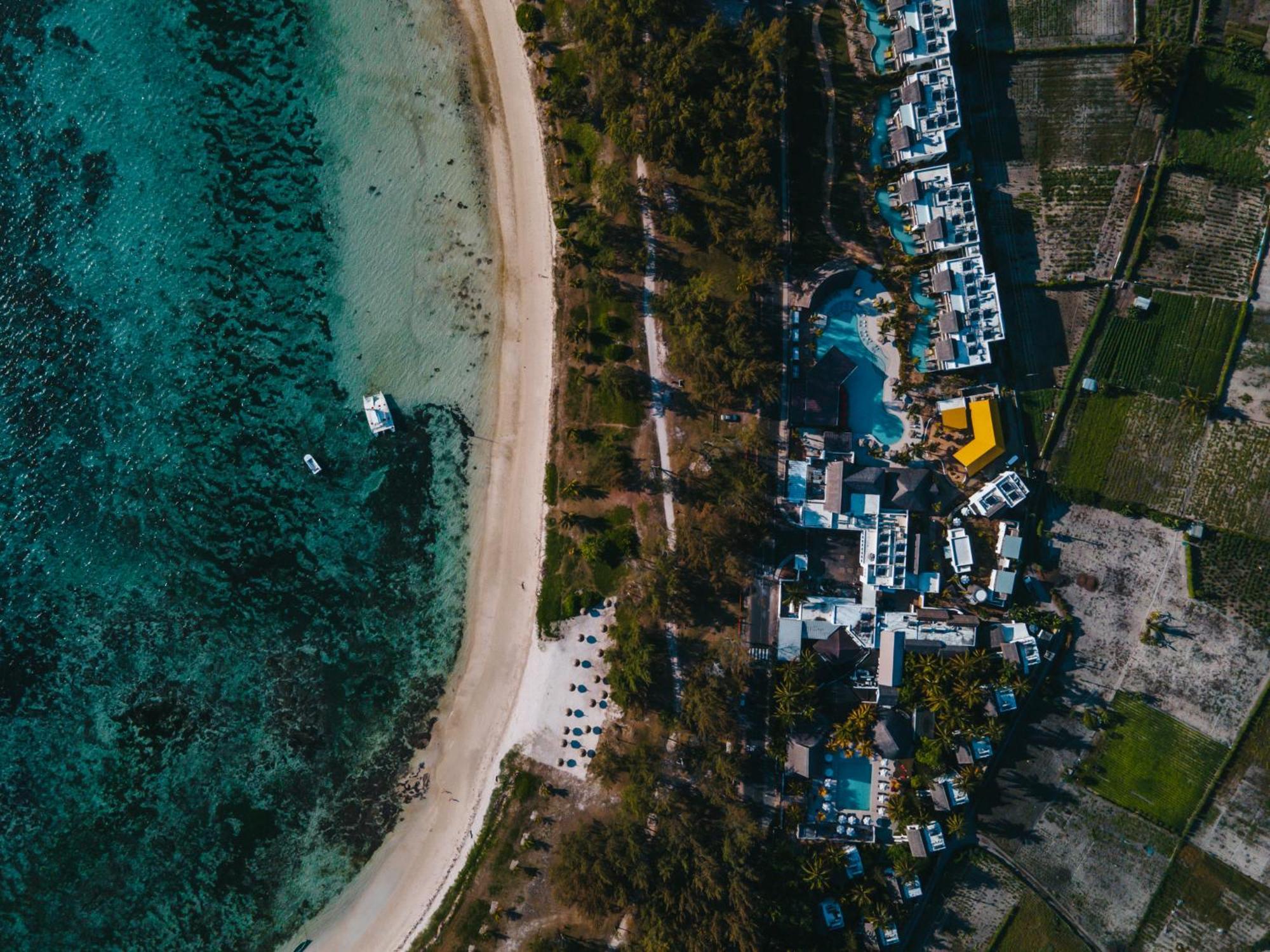 Sunrise Attitude (Adults Only) Hotell Belle Mare Exteriör bild